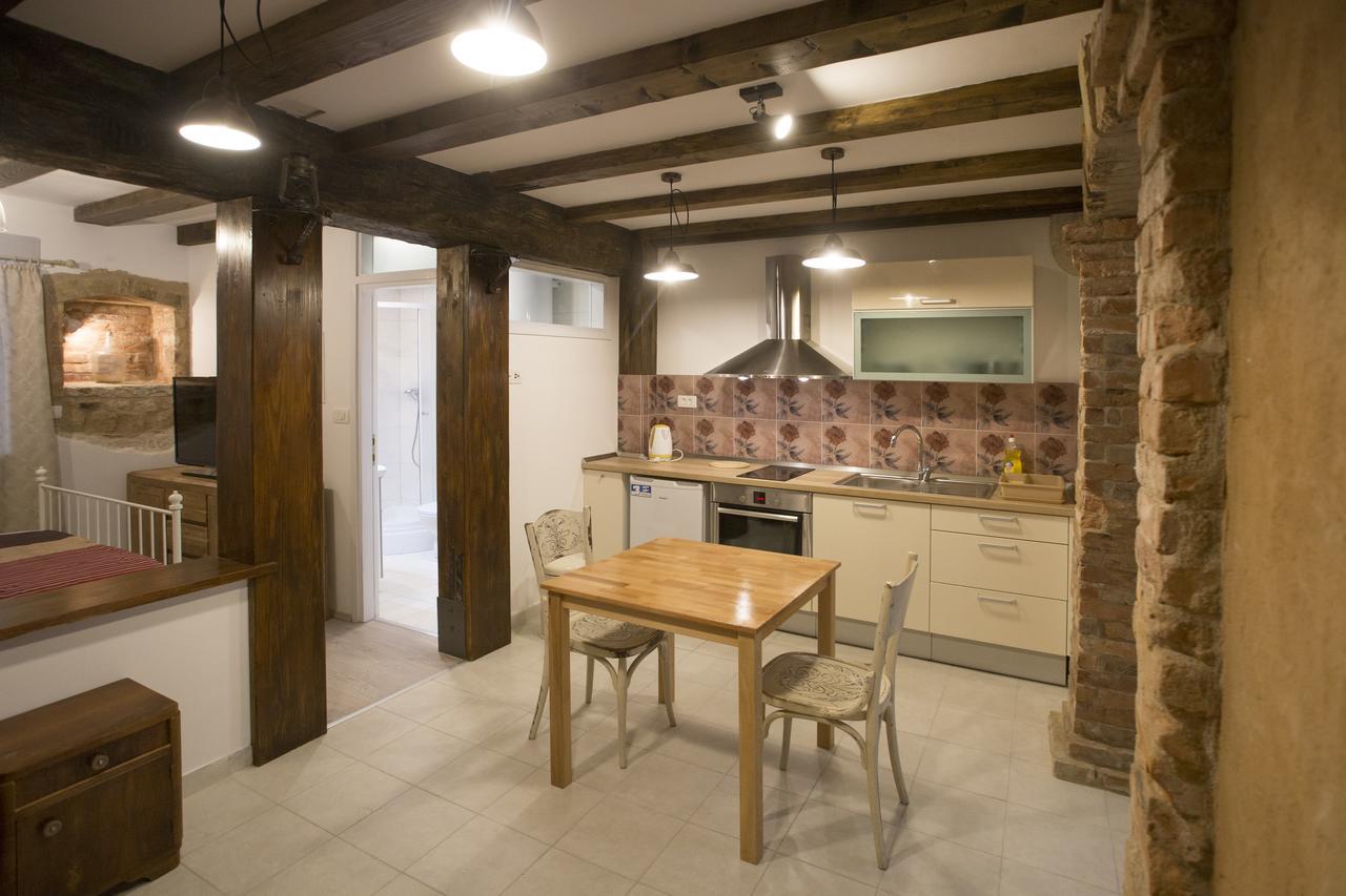 Dalmatian House Hotel สปลิท ภายนอก รูปภาพ